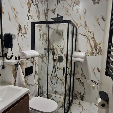 Prestige In Apartment *